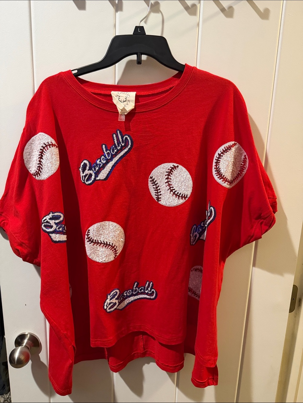 Oversized Women’s Red Sequined Baseball Shirt (Fantastic Fawn)